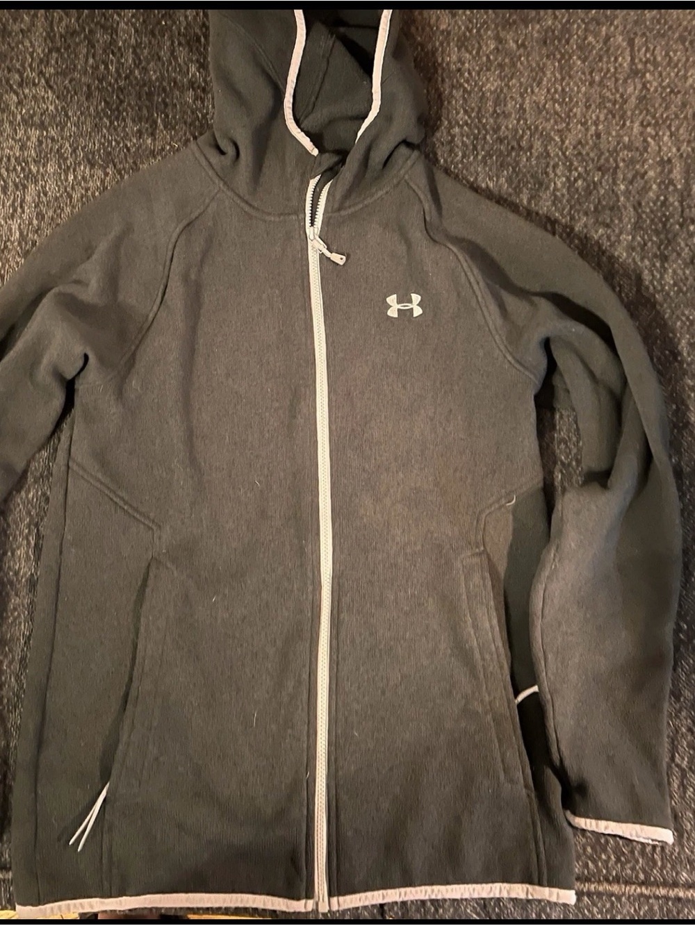 Under Armour Men’s Dark Gray Full-Zip Hoodie Medium